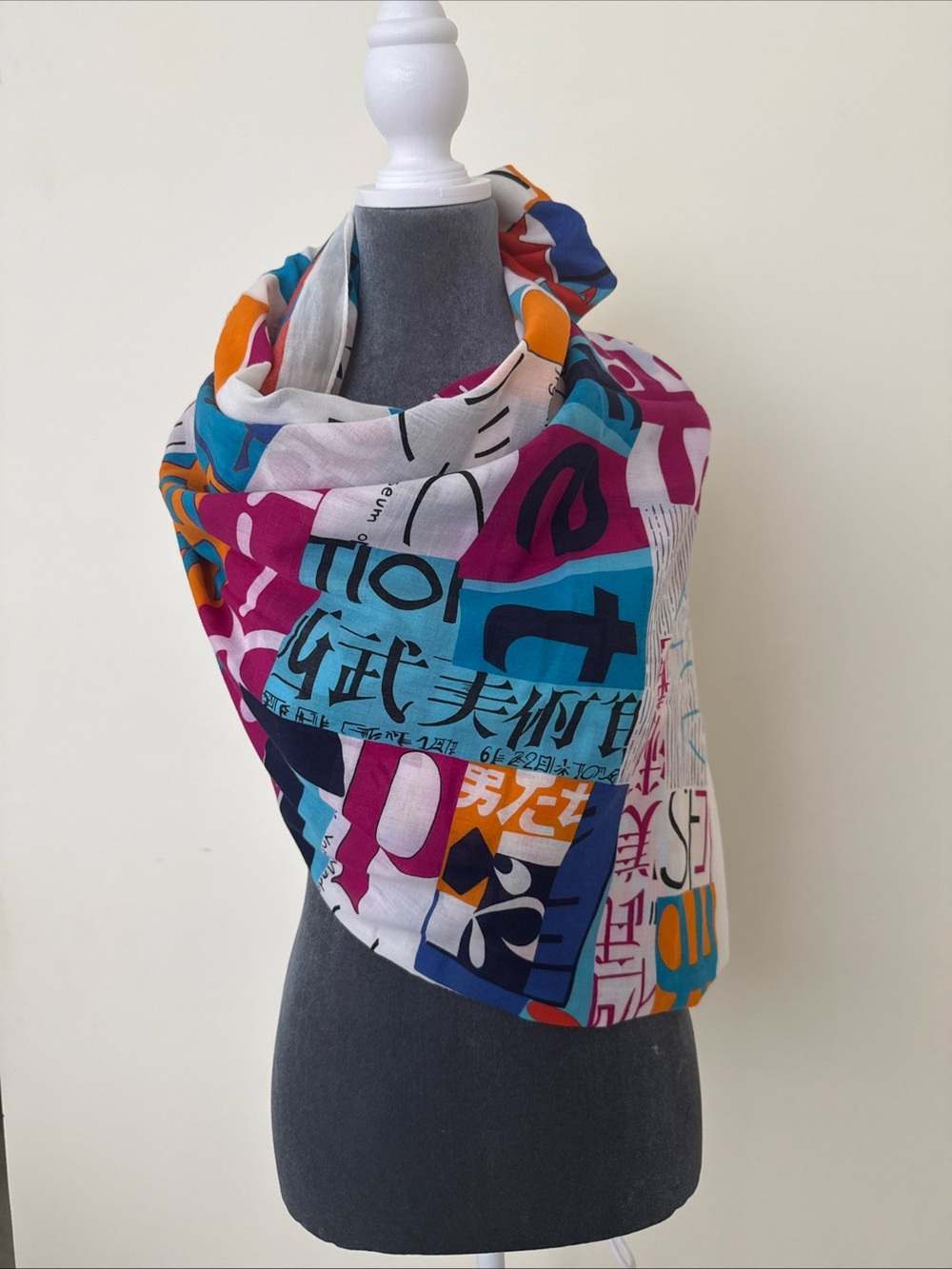 AUTHENTIC FENDI Vintage 2000s multicolor ABSTRACT ART scarf/sarong voile shawl - Picture 2 of 14